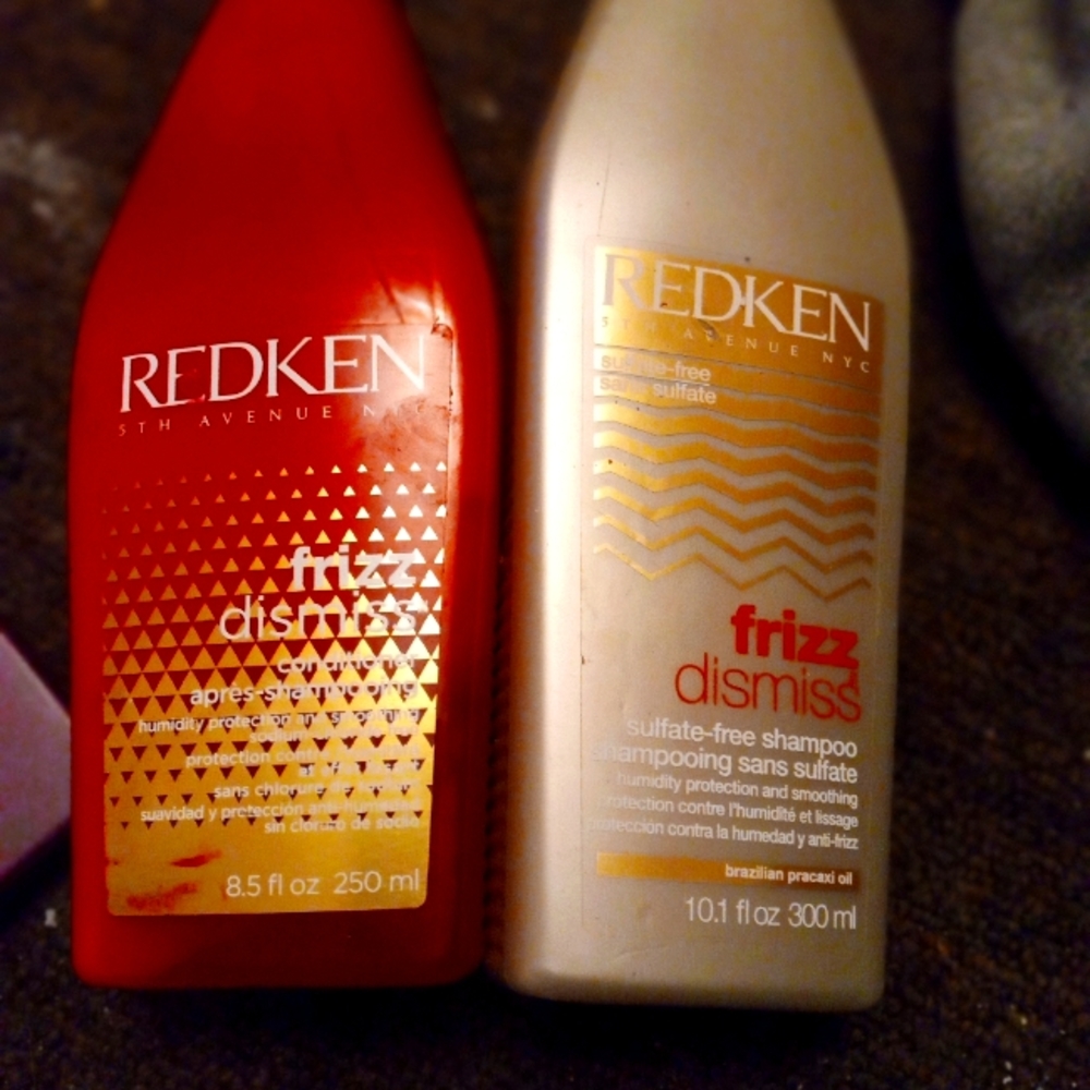 Red kin shampoo and conditioner